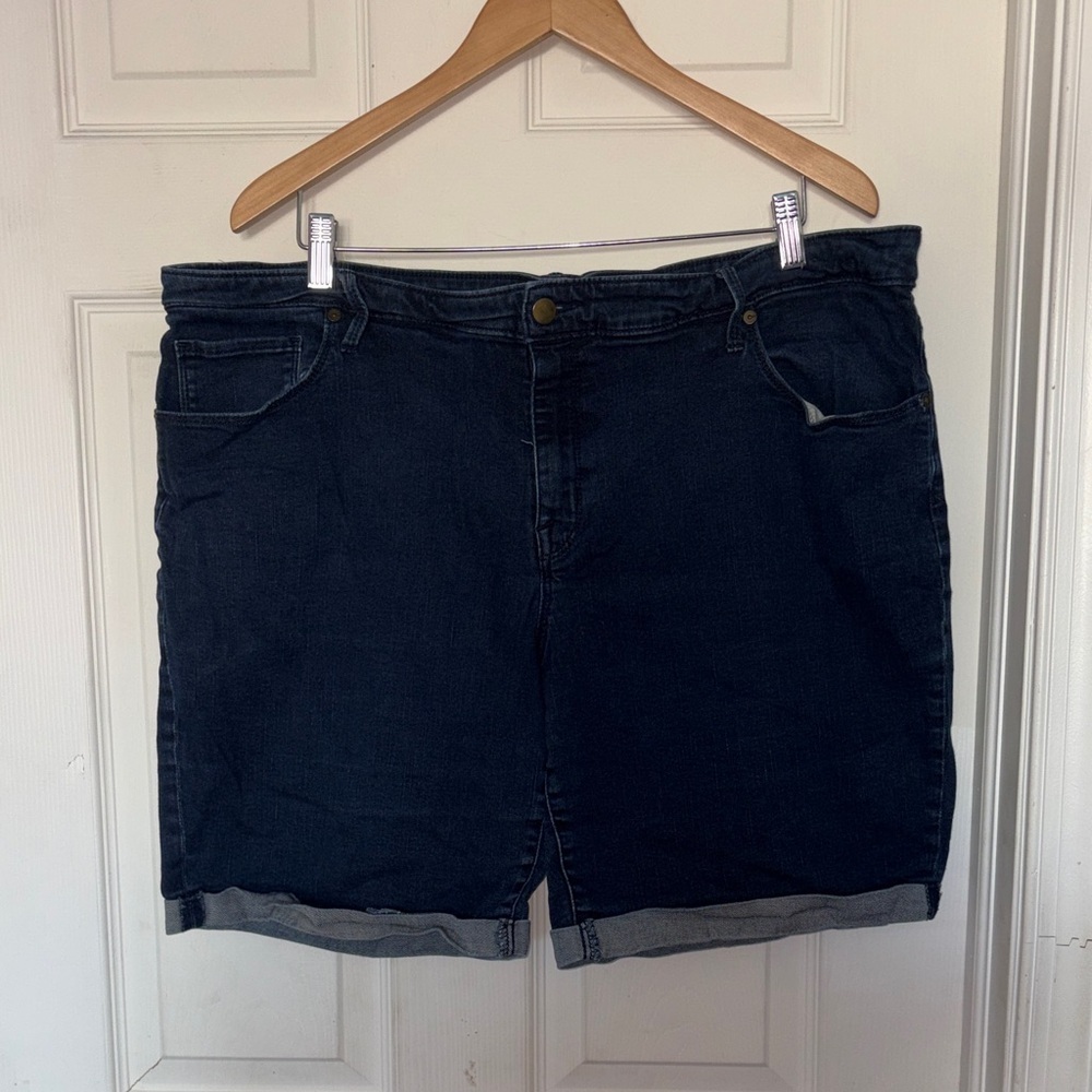 Ava & Viv Bermuda Cuffed Jean Shorts Blue Size 22W
